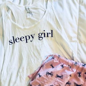 Bundle 2 summer pj’s bows & donuts